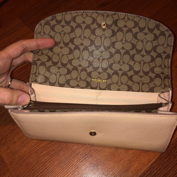 Peach Coach Snap Wallet Signature Tan Interior - Picture 6 of 8